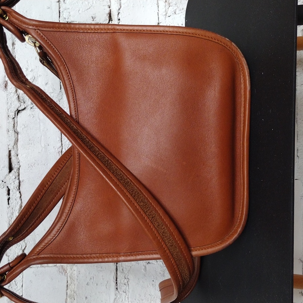 Vintage Coach Janice 9950 Tan Leather Handbag - Picture 4 of 9